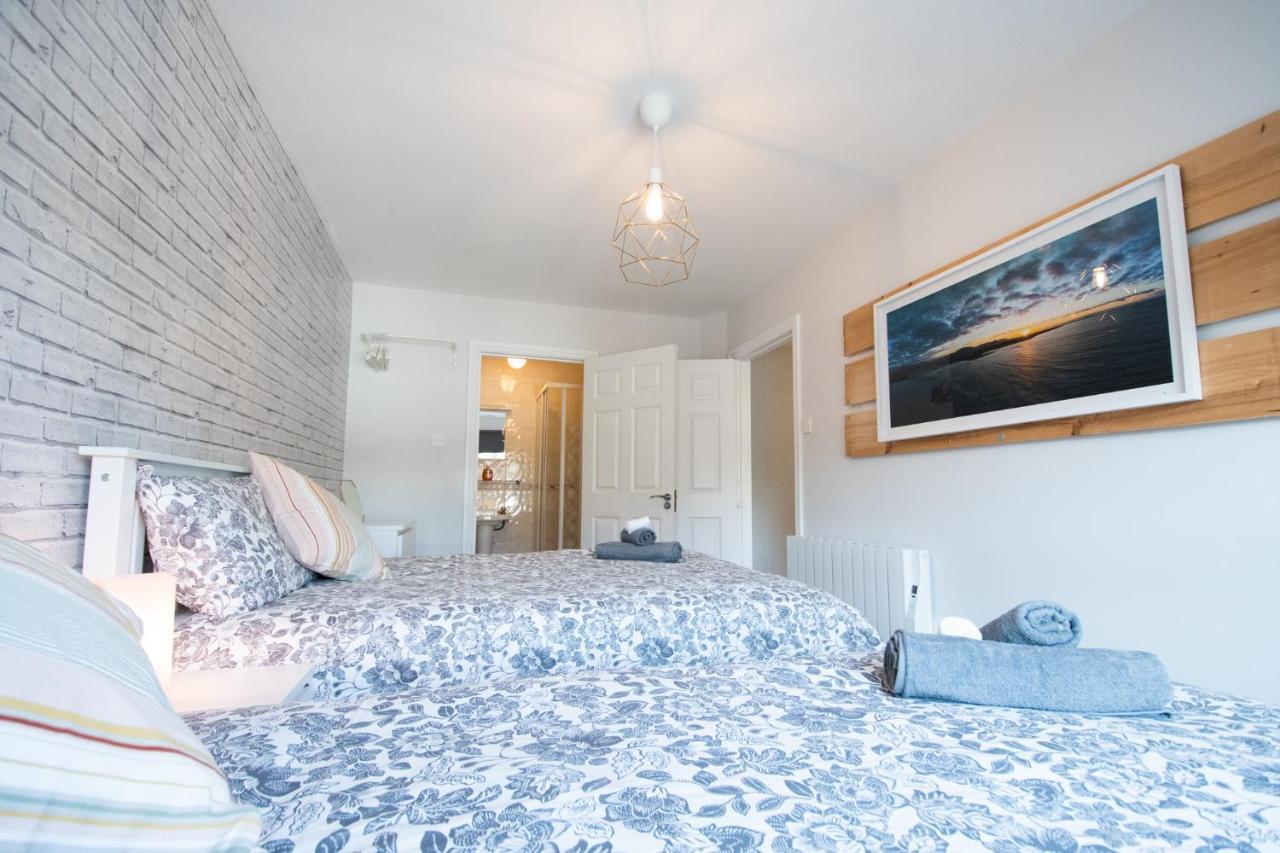 Apartment The Boutique By The Sea - Luxury 2 Bedroom With Sea Views